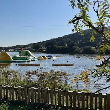 Moderne A Besse, Vue Des Hermines