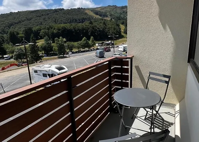 Moderne à Besse, Vue Des Hermines - Fr-1-814-136 *